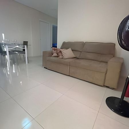 Para 10 Pessoas, 03 Quartos Ar Condicionado E Ventilador, Garagem, Atras Do Hospital Da Unimed Петролина Екстериор снимка