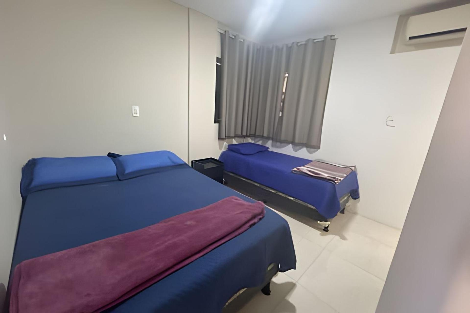 Para 10 Pessoas, 03 Quartos Ar Condicionado E Ventilador, Garagem, Atras Do Hospital Da Unimed Петролина Екстериор снимка